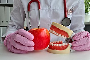 What to Eat After Wisdom Teeth Removal: A Day-by-Day Recovery Guide